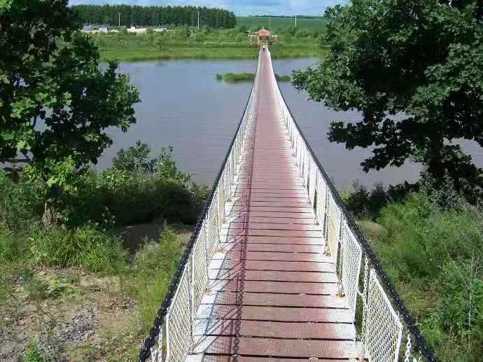 木質(zhì)吊橋